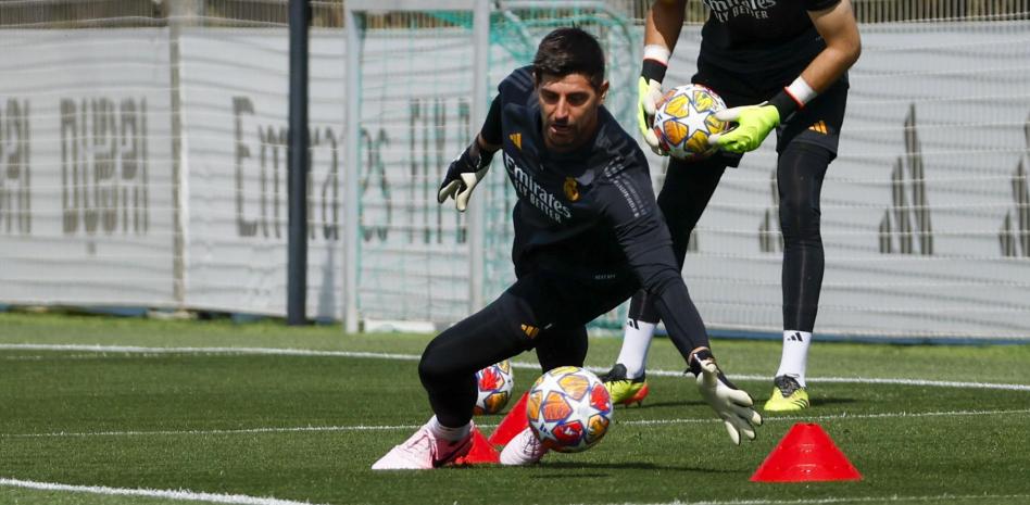 Për Xabi Alonso është portieri titullar, Courtois rinovon edhe me një vit kontratën me Real Madrid