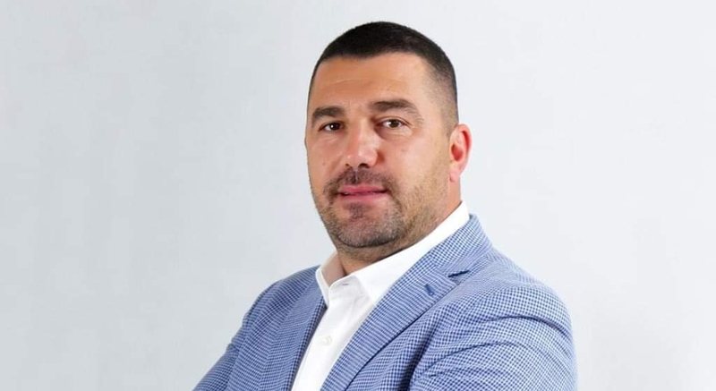 Përplasja me Ramën, kryebashkiaku i Konispolit: S’ka vend për frikë dhe nuk lëviz asnjë, nëse punon mirë. Faji është i drejtuesit, nëse…