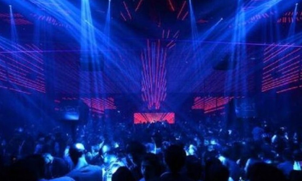 Përplasje fizike deri te përdorimi i arm’ëve/ Çfarë ndodhi në klubin e natës në Palasë?