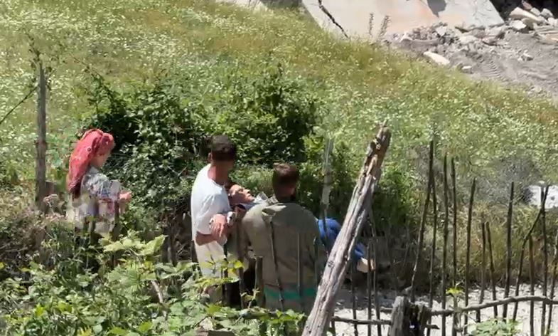 Përplasje në Theth/ Ndërhyrja e IKMT shkakton tensione, një grua humb ndjenjat