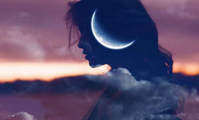 Pesë shenjat e zodiakut që do të kenë fat në dashuri deri në fund të muajit