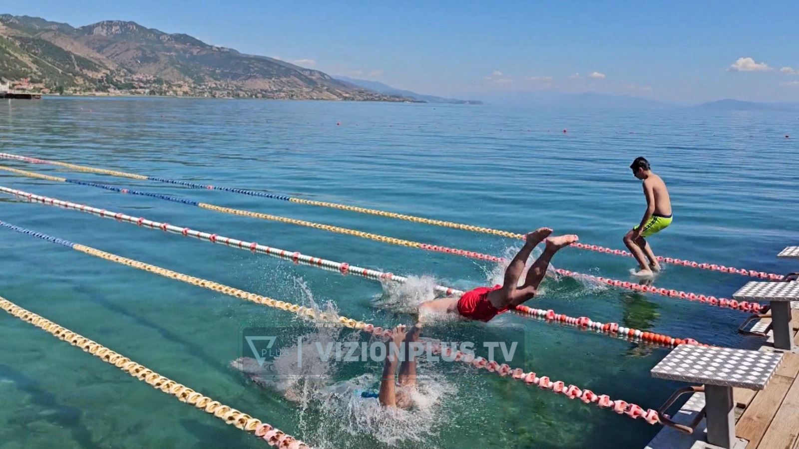 Plazhi 100 vjeçar në Pogradec, vendasit nuk e braktisin zonën e “Uçkave”, po tërheq edhe vizitorë të tjerë