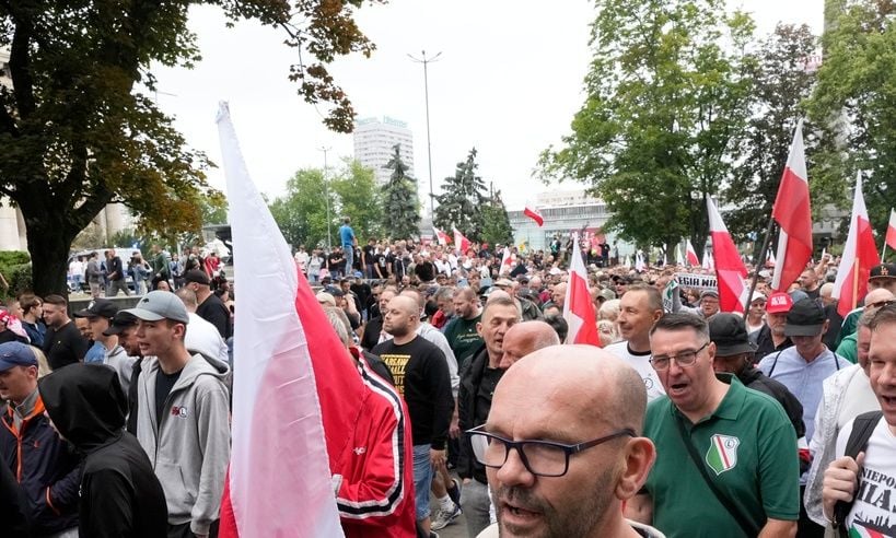 Polonia i thotë “ndal” emigracionit të paligjshëm, protesta në disa vende europiane