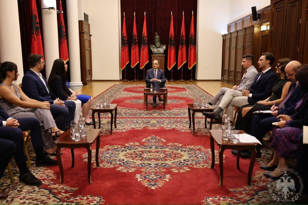 Presidenti Begaj: Bursat Chevening, rrjet cilësor profesionistësh me lidhje të forta me Mbretërinë e Bashkuar