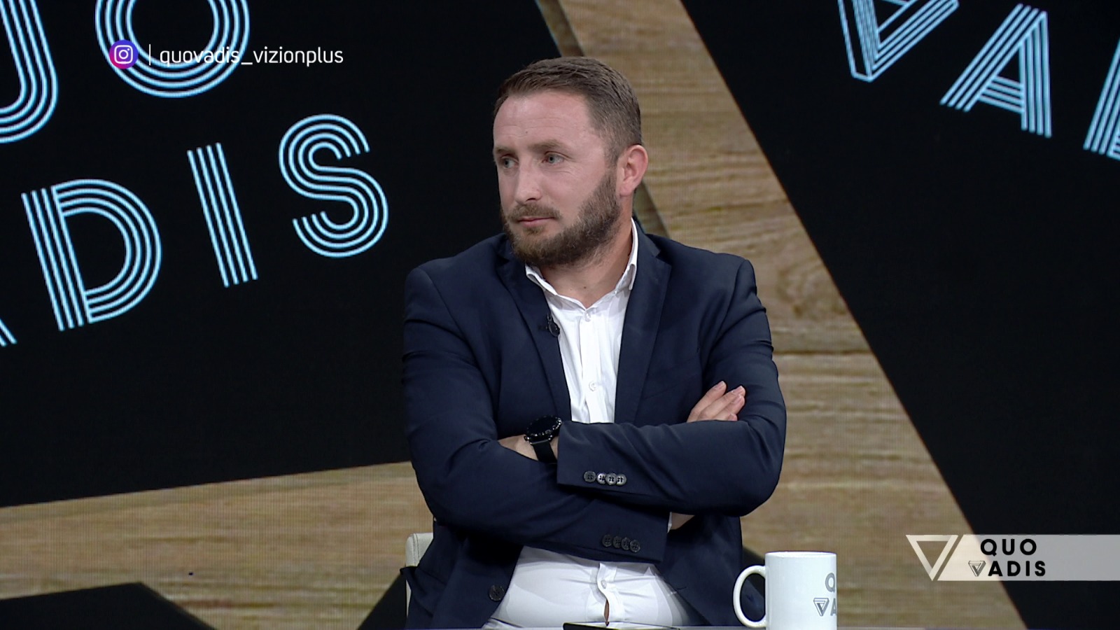 Prishja e ndërtimeve pa leje dhe dorëheqja e drejtorëve, gazetari tregon në Quo Vadis “strategjinë” e Ramës