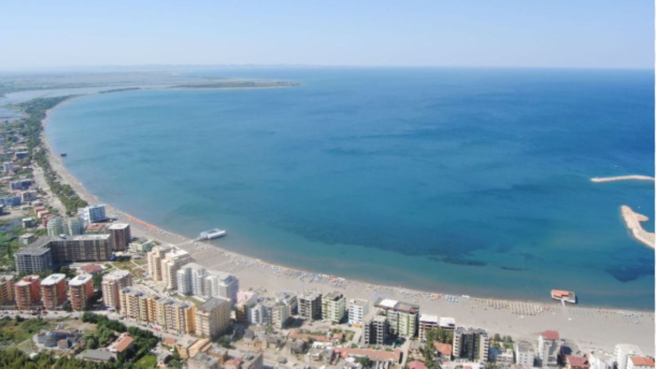 Ra në kontakt me energjinë elektrike, humb jetën 32-vjeçari në plazhin e Shëngjinit