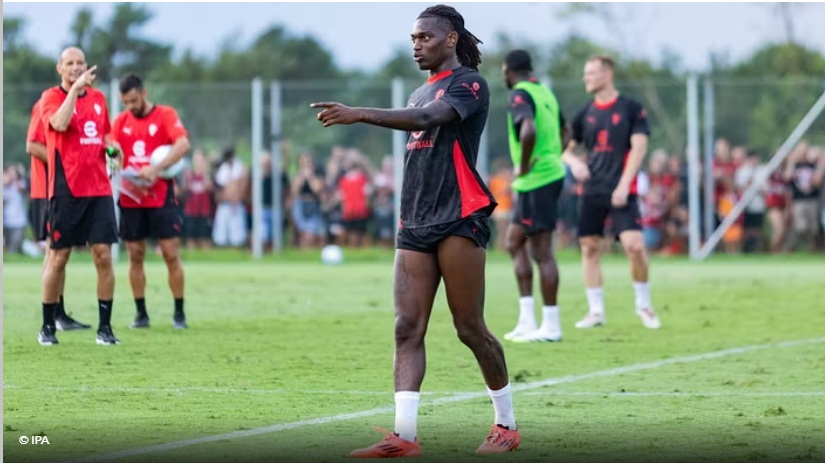 Rafael Leao karikon skuadrën: Allegri trajneri i duhur, Milan duhet të fitojë trofe të rëndësishëm