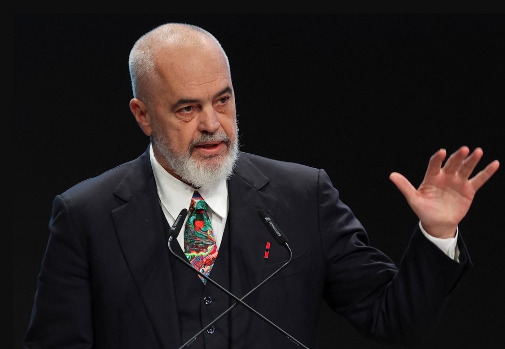 Rama i tregon vijat e kuqe zaptuesve: Paketë e re ligjore për të ndëshkuar dhunuesit e hapësirës publike