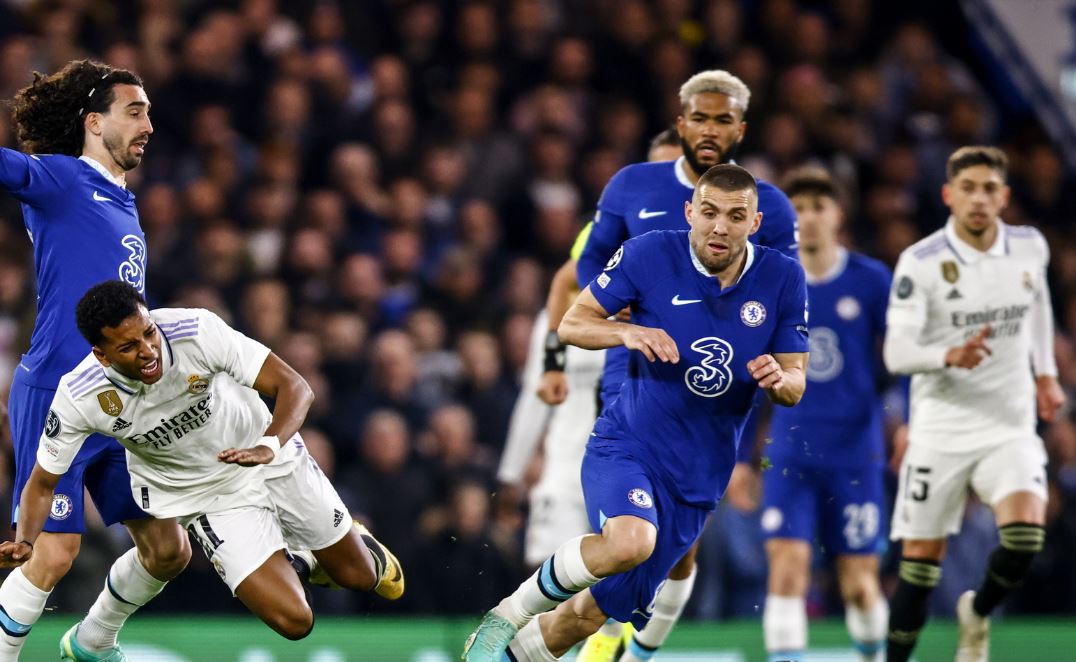Real Madrid dhe Chelsea projektojnë shkëmbimin e bujshëm në merkato, dy lojtarët 100 milionësh