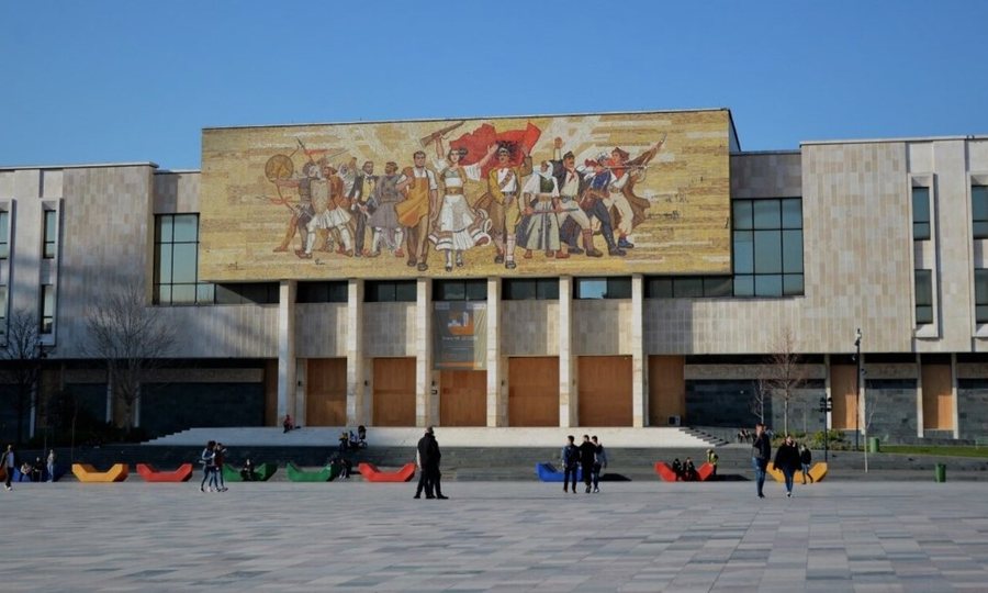 Restaurimi urban i Muzeut Historik Kombëtar, BEI dhe MEKI finalizojnë marrëveshjen