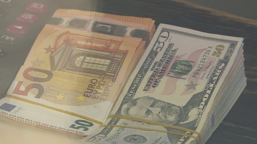 Sa vlen një euro në Shqipëri? Vendet më të lira dhe më të shtrenjta në Europë sipas EUROSTAT