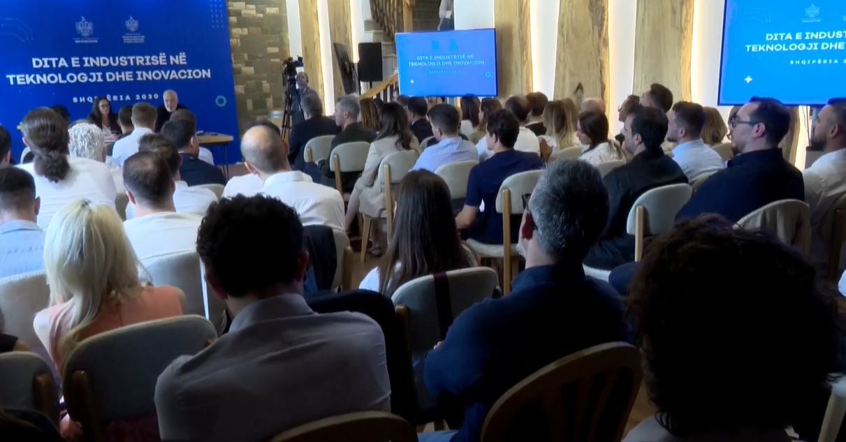 “Së shpejti muzeu me AI”/ Takimi maratonë me përfaqësues të teknologjisë, Rama kritika sektorit privat dhe bankave: Janë të prapambetura!