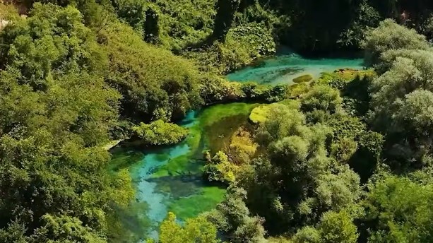 “Shijoni” freskinë/ Kryeministri ndan pamjet nga Syri i Kaltër