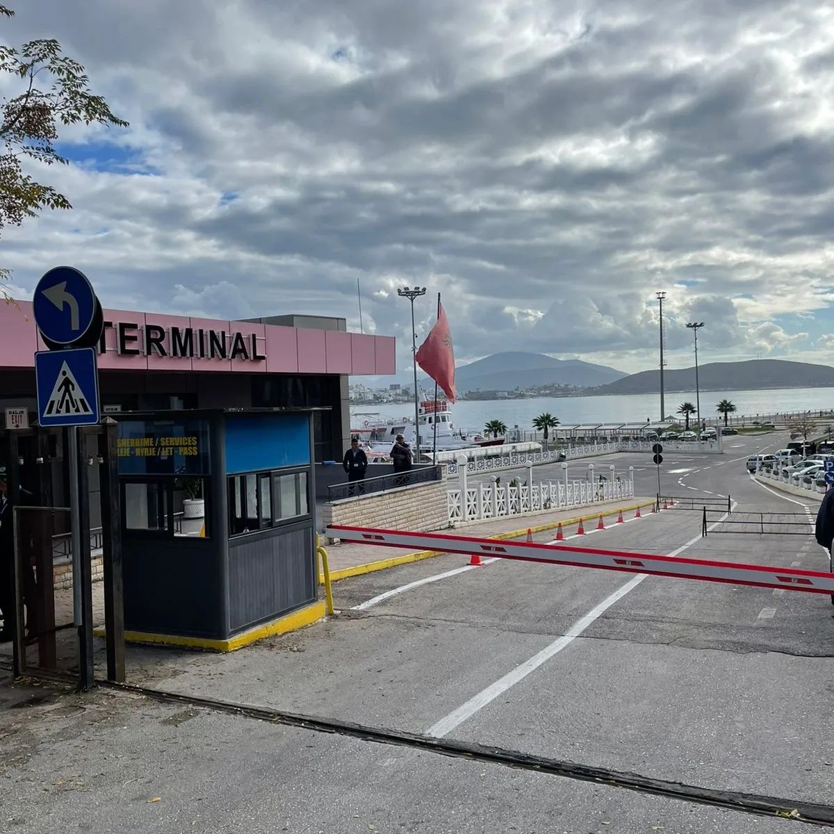 Shkarkohet drejtori i Portit të Sarandës?