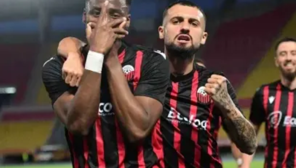 Shkëndija krenon shqiptarët në Champions, mund Steauan e Bukureshtit