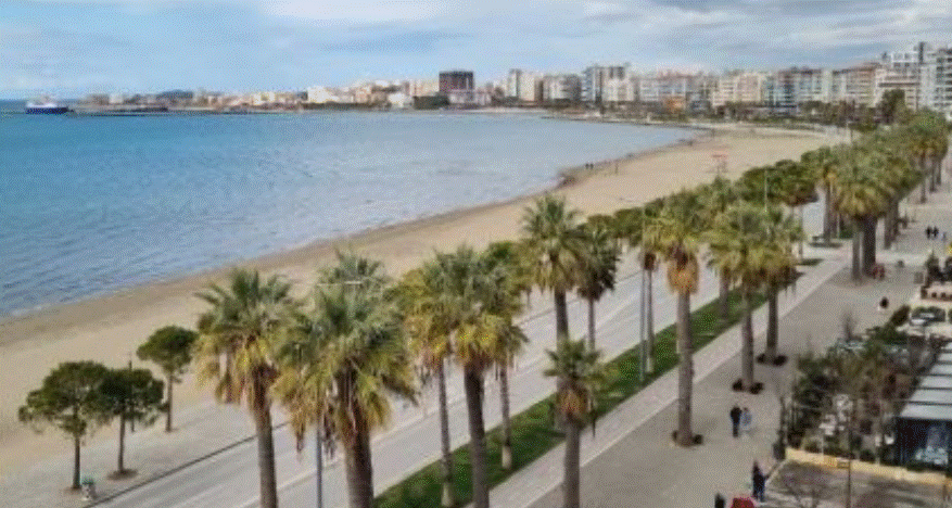 Shtohen plazhet publike në Vlorë, më pak plazhe private se vitin e kaluar