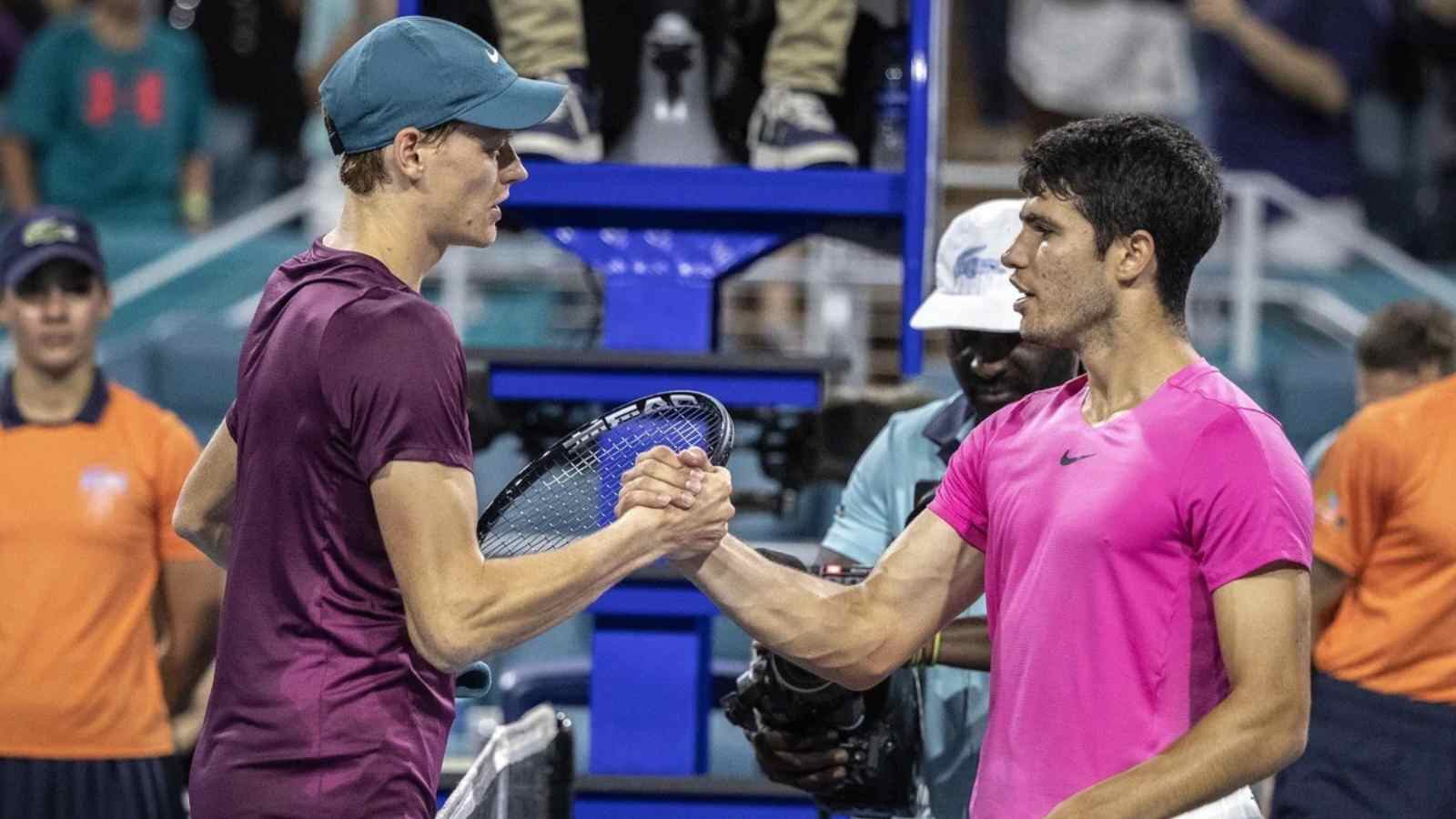 Sinner leksion Djokovic, sfidon kampionin në fuqi Alcaraz në finalen e Wimbledon
