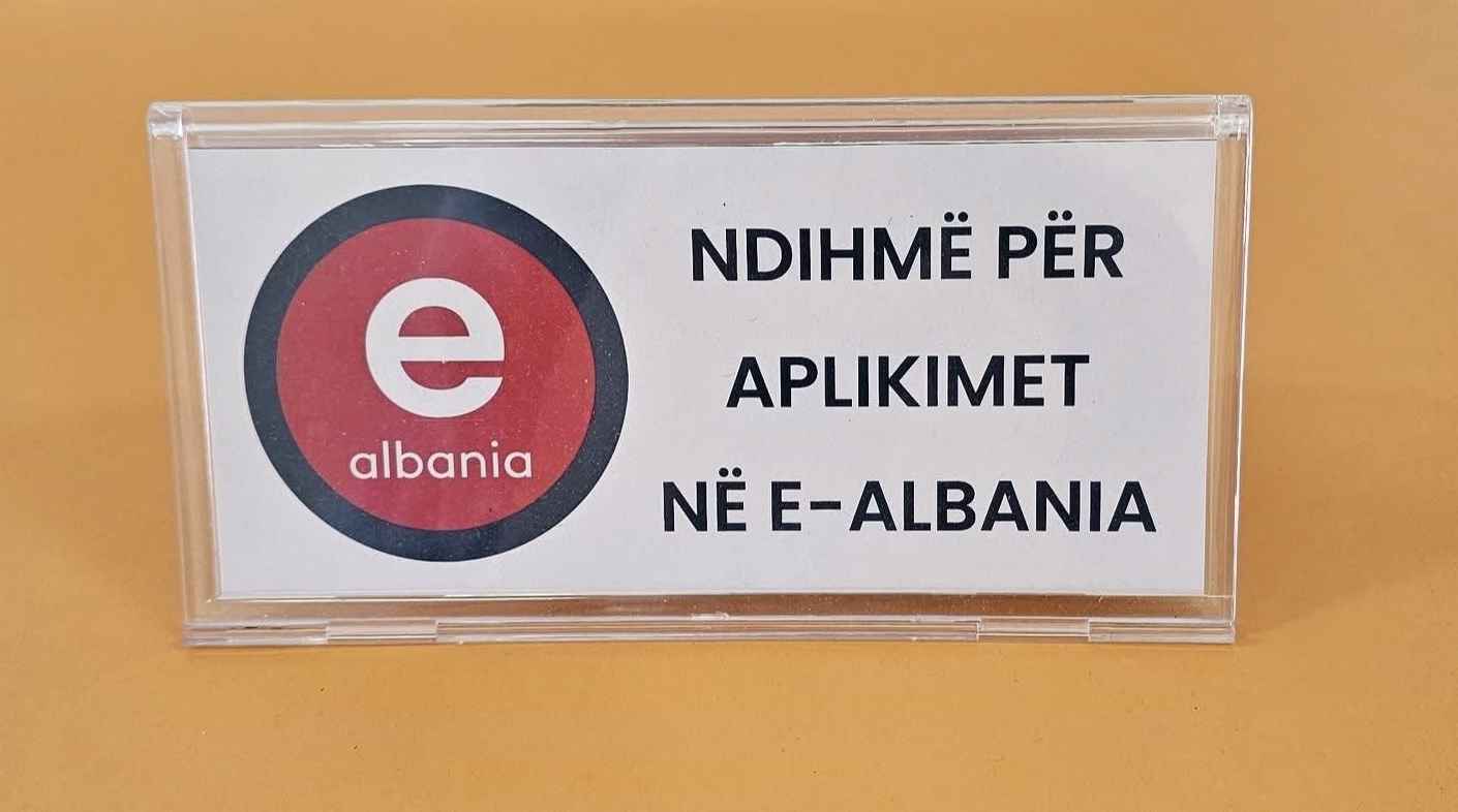 Sportele ndihmëse për e-Albania në Bashkinë Fier dhe njësitë administrative