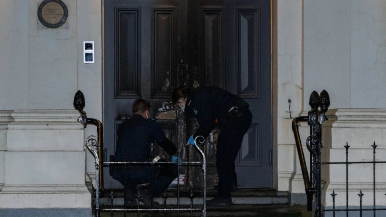 Sulm me zjarrvënie në një sinagogë në Australi, nuk raportohen të lënduar nga zjarri