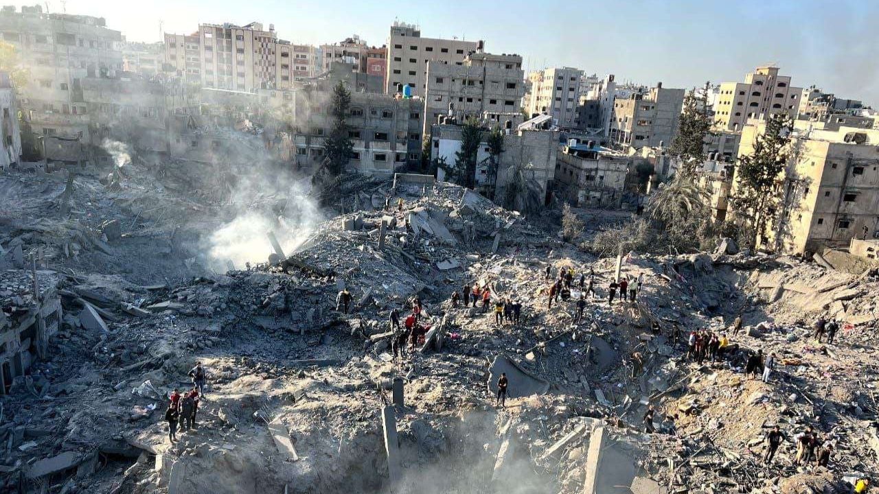 Sulmohet qendra mjekësore në Gazë, ndërrojnë jetë 10 fëmijë