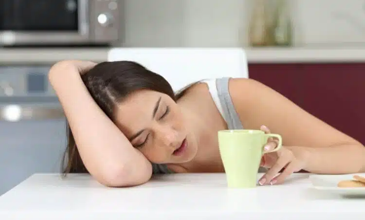 Të lodhur edhe pas gjumit? Ja ku mund të qëndrojë problemi