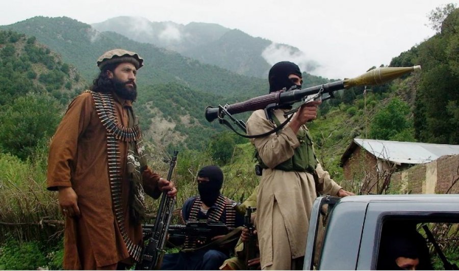 Të paktën pesë të vrarë nga një bombë rrugore në ish-bastionin e talebanëve në Pakistan