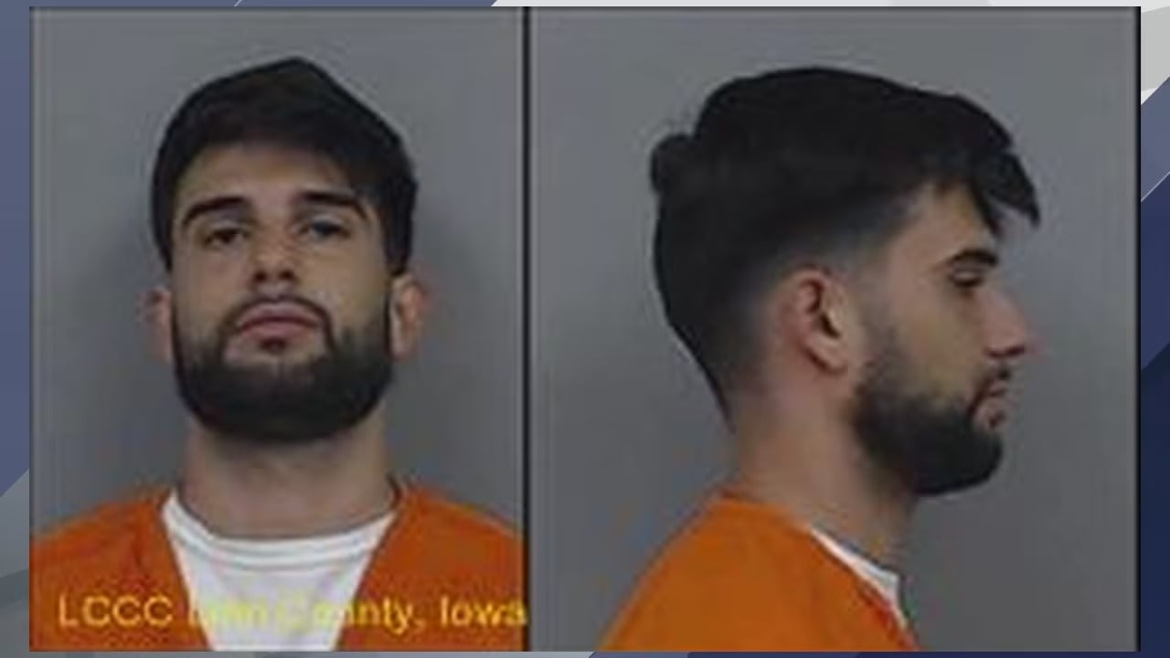 Tentoi të hapte derën e avionit pas sherrit me stjuardesën, ja kush është 23-vjeçari shqiptar