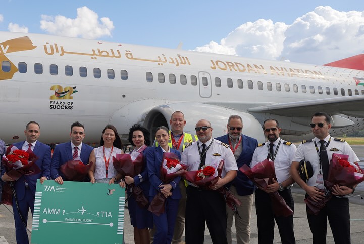 TIA mirëpret fluturimin e parë nga Jordania, linjë e re me Amanin