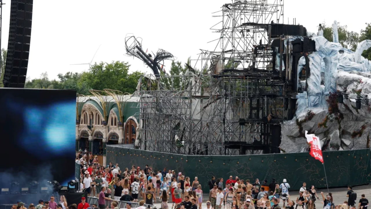 Tjetër tragjedi në Tomorrowland! Pas zjarrit që përfshiu skenën, një grua kanadeze humb jetën gjatë festivalit