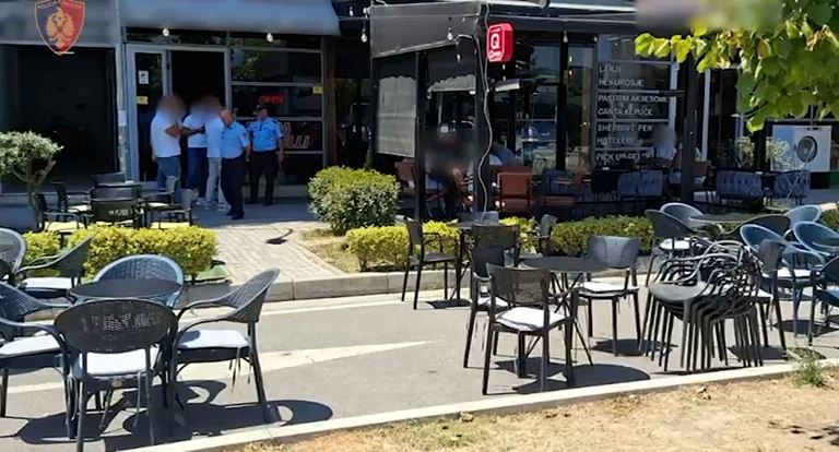 U zunë në mënyrë të paligjshme/ Lirohen hapësirat publike në Tiranë, 2 në procedim