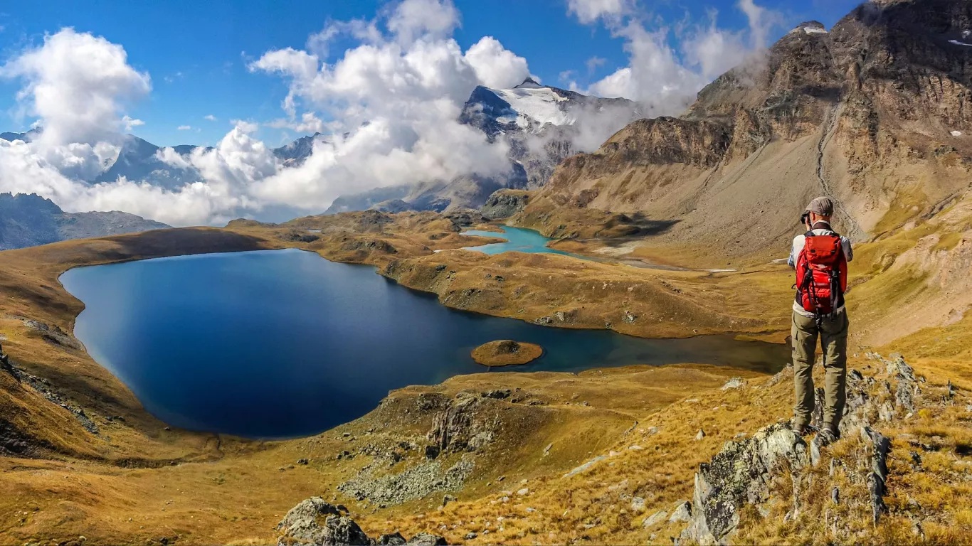 Udhëtarët europianë u drejtohen vendeve më pak të njohura mes shqetësimeve për mbiturizmin