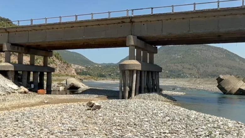 “Ura e Zogut” në Milot mbyllet përfundimisht! Rreziku nga shembja paralizon qarkullimin