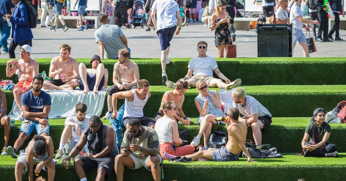 Vala e të nxehtit përfshin Evropën: Shkollat ​​janë mbyllur në Francë, puna në terren kufizohet në Itali