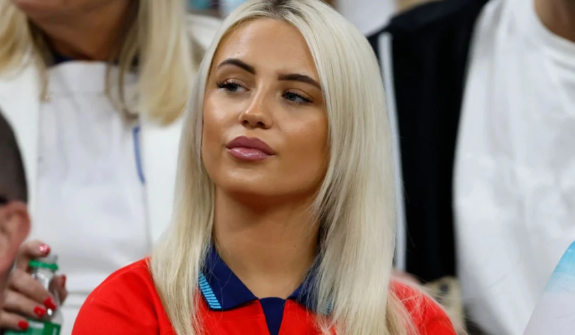 Vetëm 21-vjeçe dhe tani ka 3 fëmijë, gruaja e yllit të Manchester City që befasoi mediat europiane