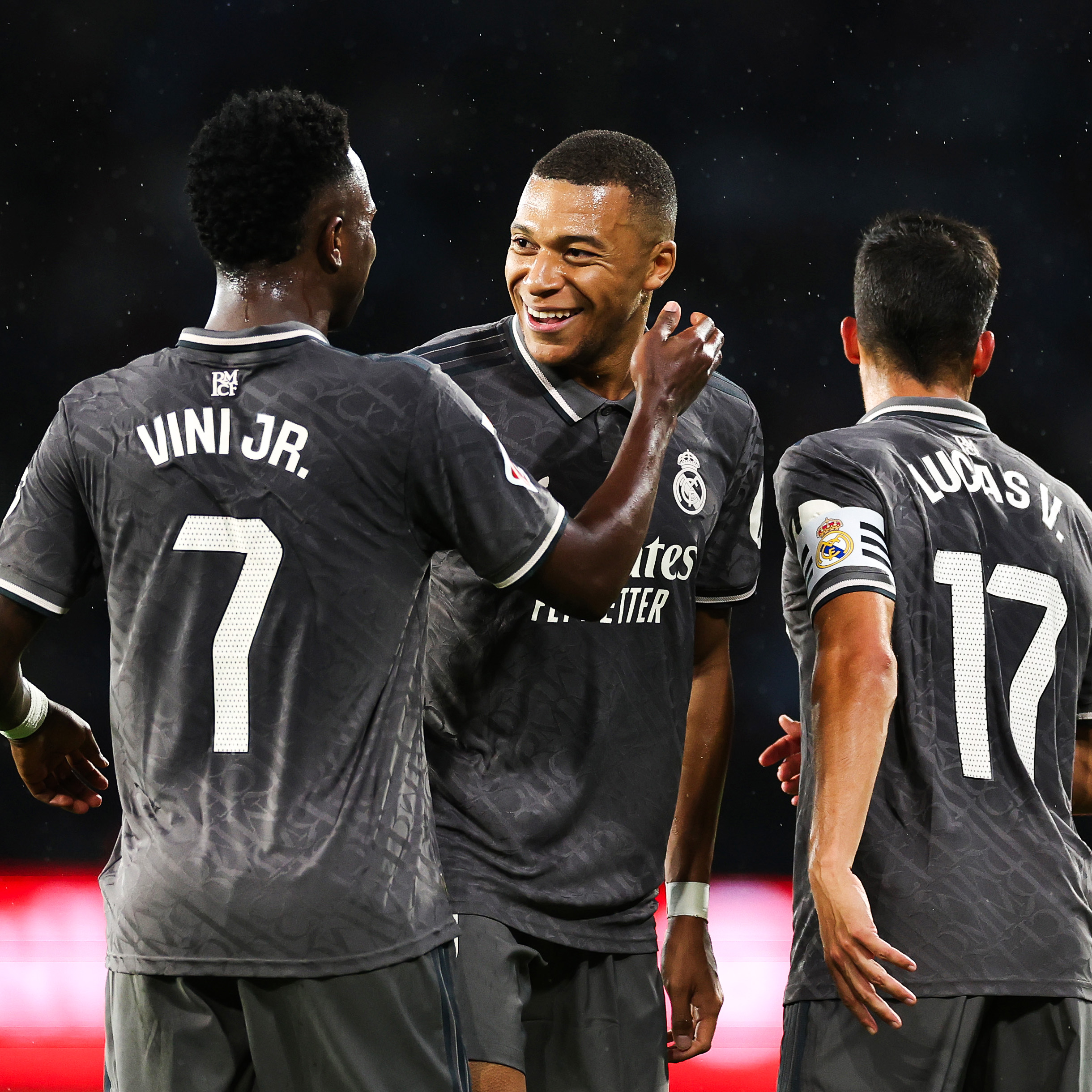 Vincius këmbëngul për njësim të pagës me Mbape, klubi e refuzon