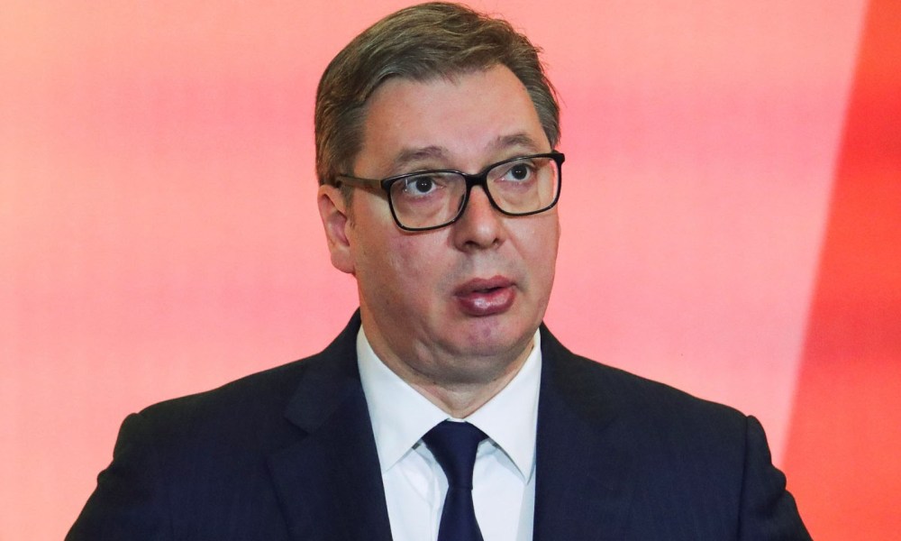 Vuçiç reagon pas burgosjes së zyrtarit serb: Kurti do konflikt, ai e ka humbur mendjen