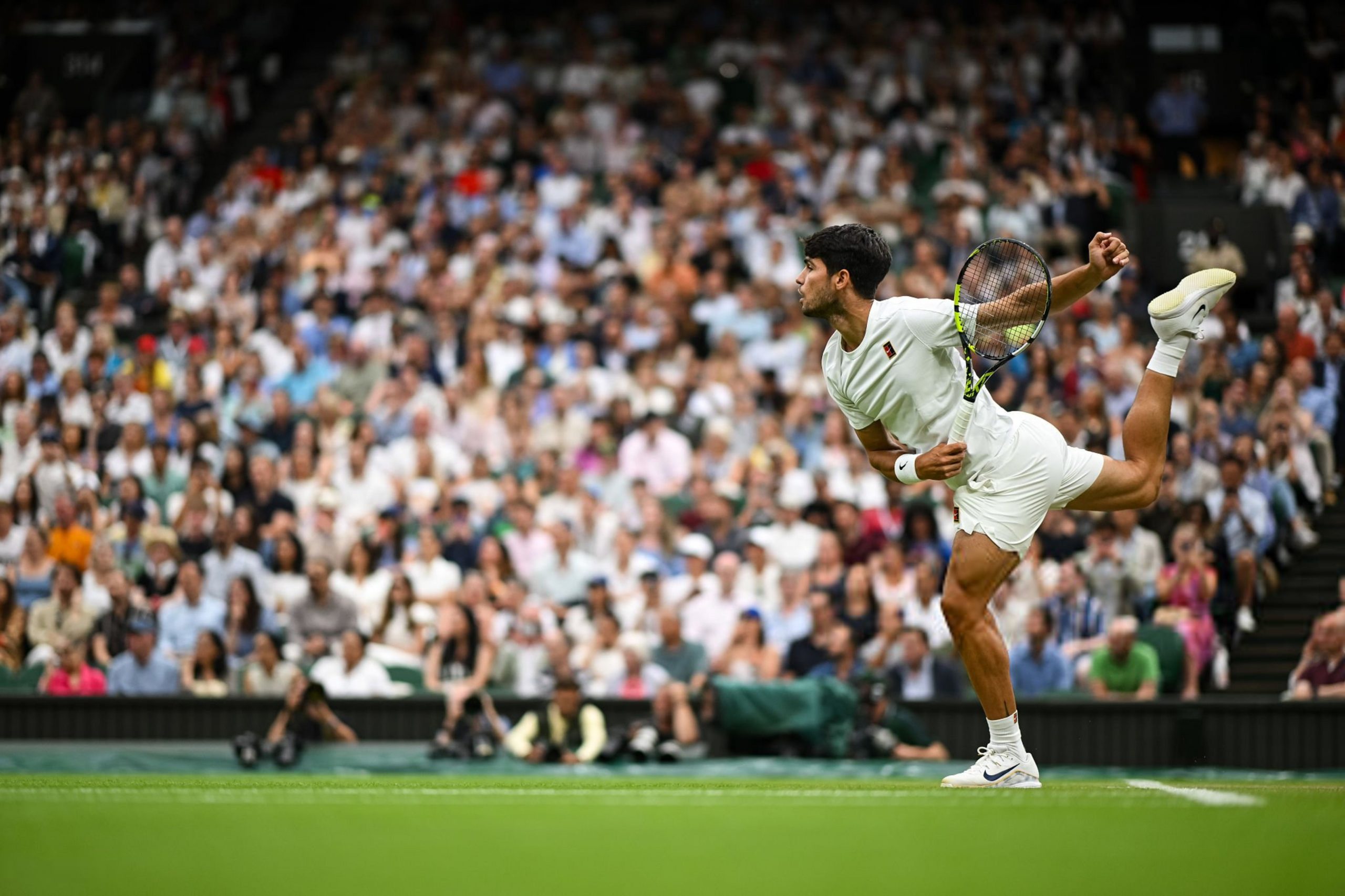 Wimbledon/ Alkaraz shkon në çerekfinale, te femrat ecën Sabalenka