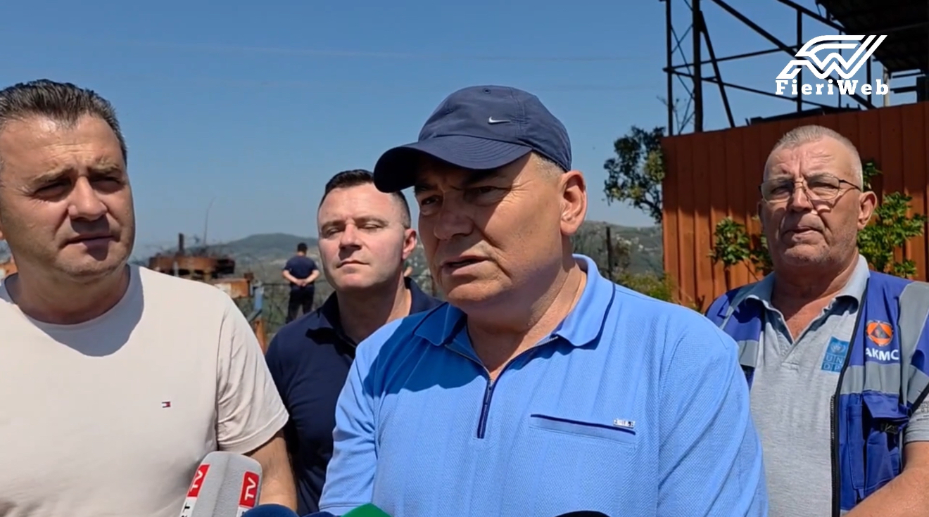 Zjarri në Drenovë, dita e katërt: Vijon ndërhyrja nga toka dhe ajri – në terren edhe drejtuesit vendorë