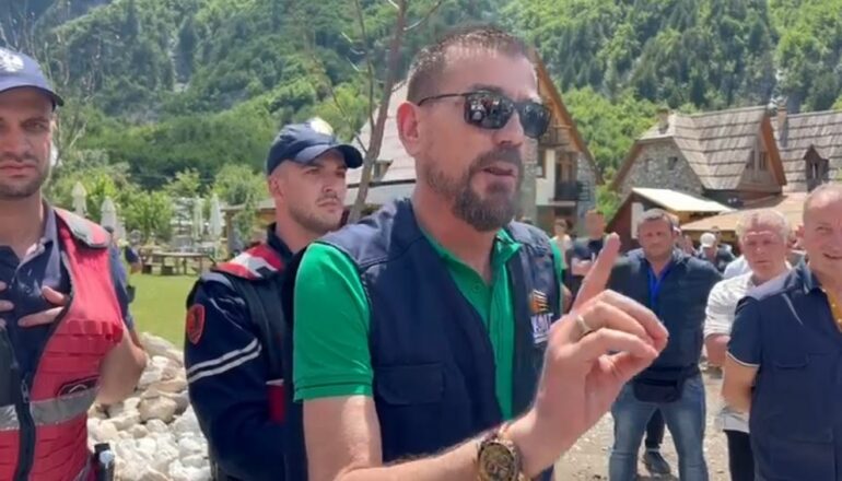 Zyrtari i IKMT i pranishëm personalisht në zonë/ Krijohen përplasje me banorët: Ju kemi toleruar jashtë mase, kemi…