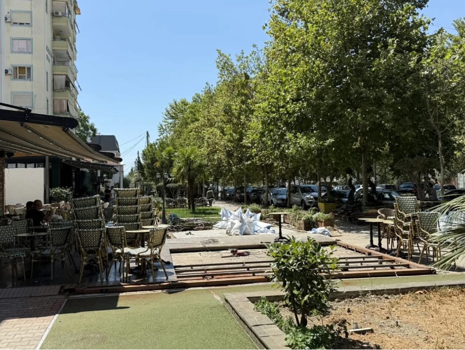 150 biznese në Elbasan lirojnë vullnetarisht hapësirat publike, 90 të tjera në proces zhvendosjeje