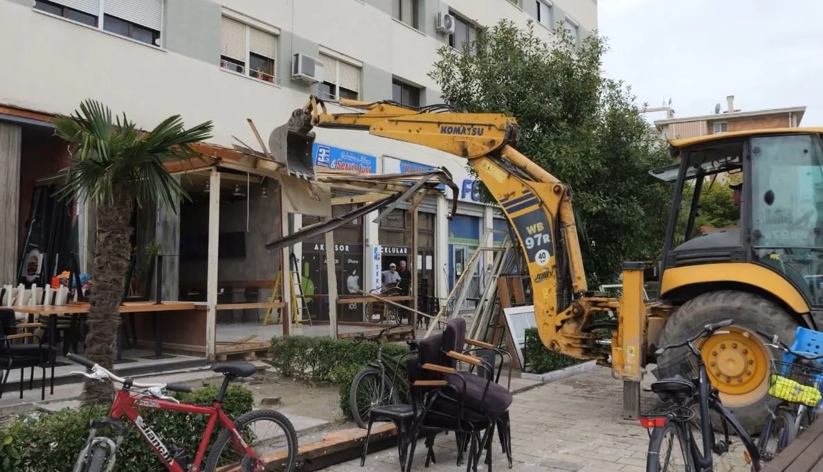 24 orë pas hapjes së portalit, mbi 2,230 denoncime për hapësirat publike