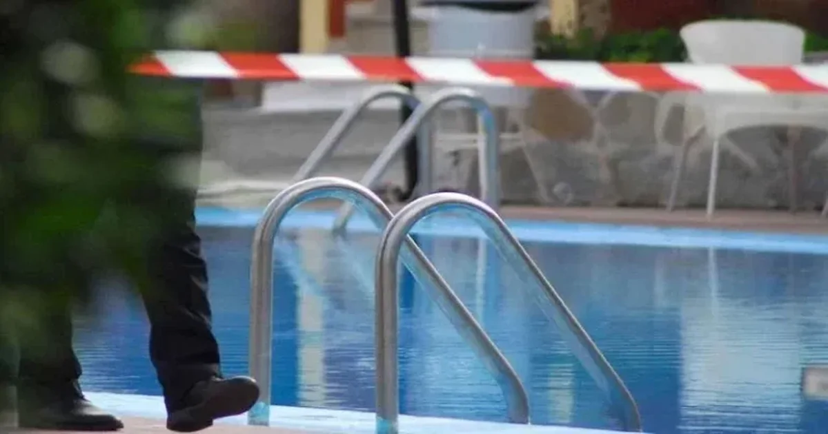 4-vjeçarja shqiptare u mbyt në pishinë, dalin detajet: Familjarët ishin në shtëpi! Të afërmit: Nodhi brenda dy minutash…