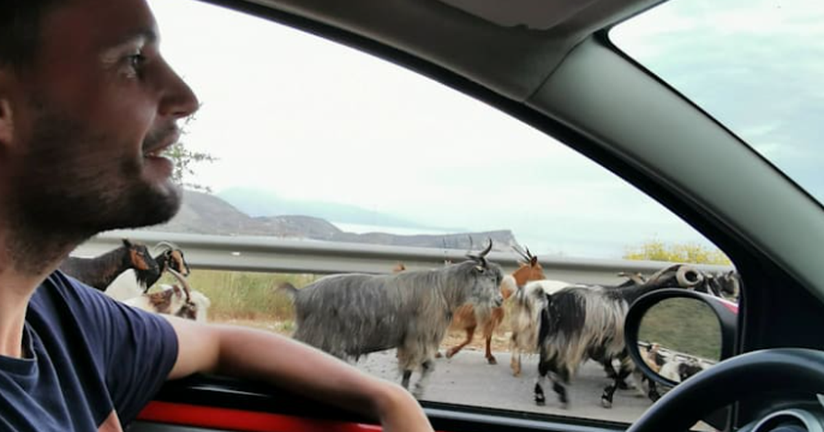 6 mësime për pushime në Shqipëri, “Die Welt”: Mos u mbështetni te Google Maps në Shqipëri, gropa, makina lukoze dhe Enver Hoxha…