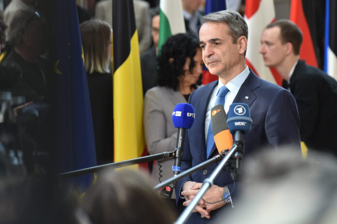 Abuzimi me fondet e BE për bujqësinë, kryeministri grek Mitsotakis bllokon hetimin ndaj ish-ministrave