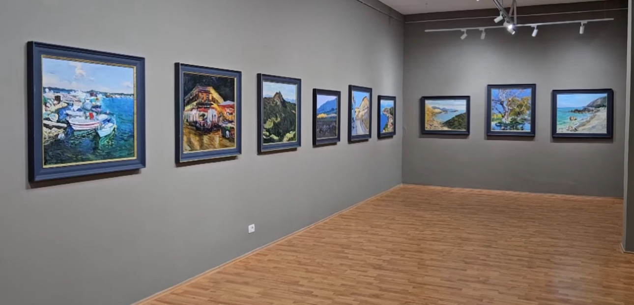 Agron Polovina sjell 38 piktura në një ekspozitë të veçantë verore në Pogradec