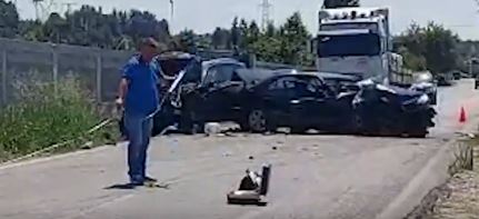 Aksident i rëndë në Mamurras-Thumanë/ Përplasen dy automjete, raportohen tre persona të plagosur