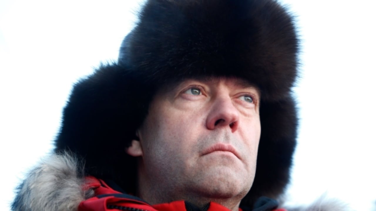 Analiza e “Corriere Della Sera”: Ish-presidenti rus Medvedev, topi i lirshëm që askush nuk e mori seriozisht