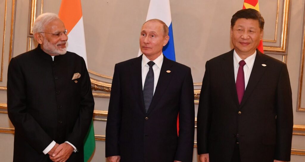 Analizë/ Pse takimi i Xi-së me Putin-in dhe Modi-n është ndër më të rëndësishmit e vitit