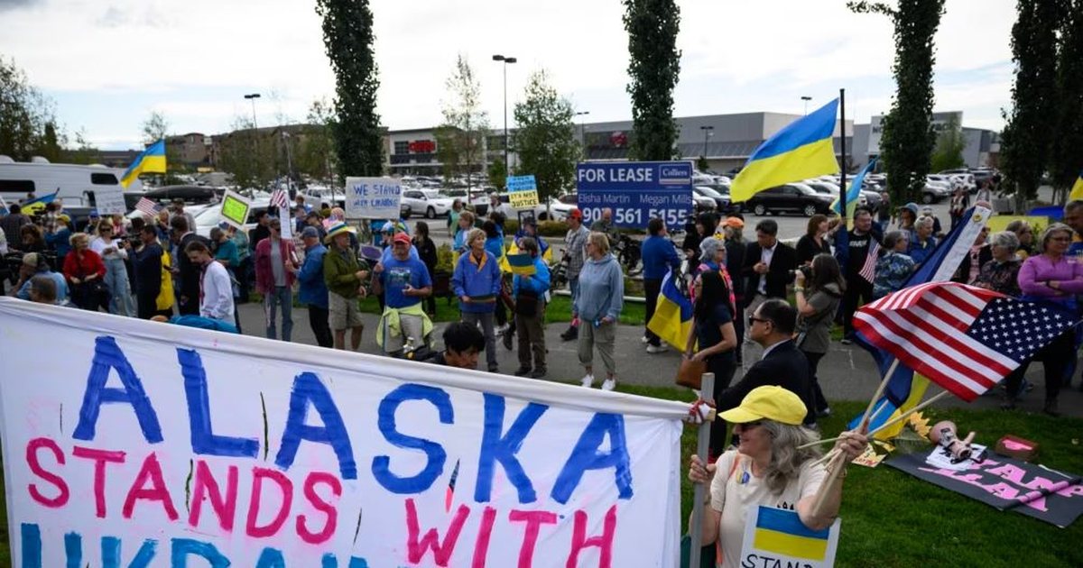 Ankthi kaplon Kievin dhe Brukselin në prag të takimit të sotëm Trump-Putin