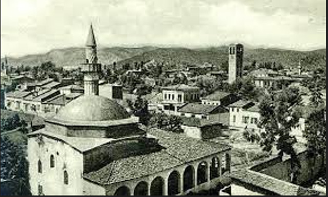 Arkivi: Pse ky qytet shqiptar krahasohej me Mekën dikur